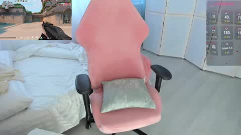 Snapshot of i_want_you_eva chatting on 02/18/25, 11:00 HiI am EvaPVT is open online show from 02/18/25, 11:00