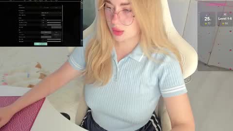 Snapshot of i_want_you_eva chatting on 10/11/25, 07:07 HiI am EvaPVT is open online show from 10/11/25, 07:07