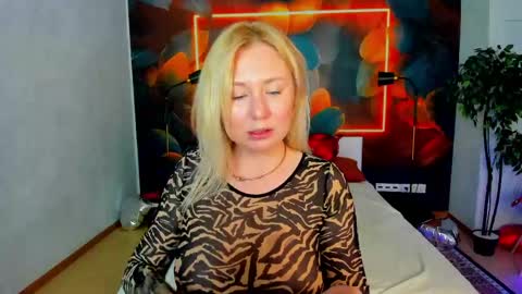 Samanta online show from 05/03/26, 08:09