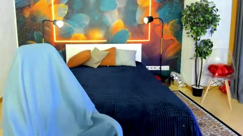 Samanta online show from 05/17/26, 01:36