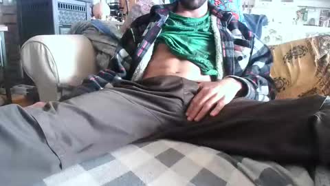 Snapshot of iacujizz chatting on 10/25/25, 11:07 ThatHotGuy online show from 10/25/25, 11:07