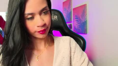 Snapshot of iam_iisabela chatting on 03/27/26, 02:17 Isa online show from 03/27/26, 02:17