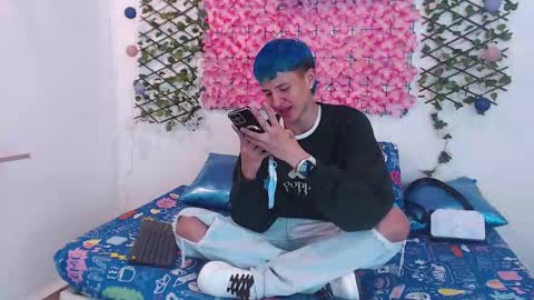 iam_lukas__ online show from 09/11/25, 04:01