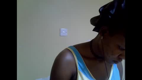 Snapshot of iam_nisa chatting on 02/08/26, 09:45 iam_nisa online show from 02/08/26, 09:45