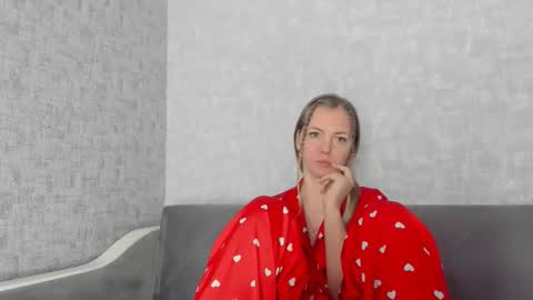 Venus online show from 12/14/25, 07:58