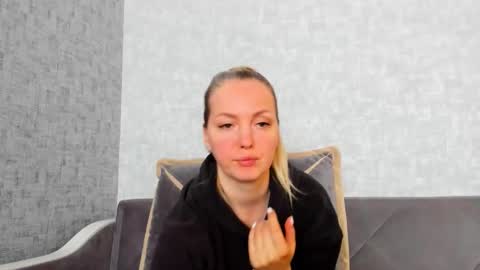 Venus online show from 04/16/26, 11:44