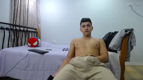 iam_yourbabyprincess_xd online show from 02/15/25, 10:11