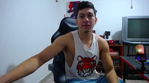 iam_yourbabyprincess_xd online show from 10/21/25, 09:48