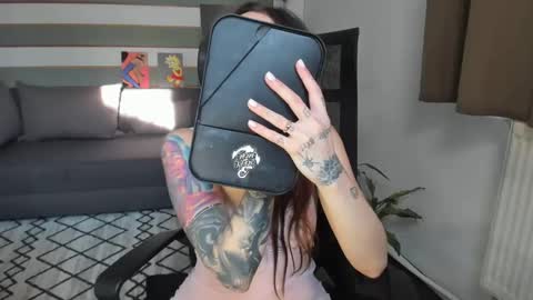 Baby Gal online show from 01/13/25, 08:58