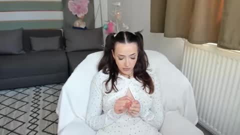 Baby Gal online show from 04/20/26, 07:00