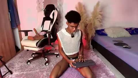 Snapshot of iamandrey_ chatting on 07/17/26, 12:06 iamandrey_ online show from 07/17/26, 12:06