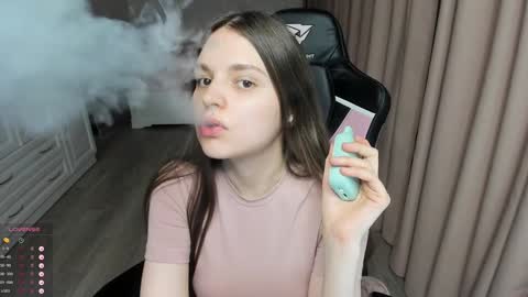 Cassie  STREAMS HERE EVERYDAY online show from 12/04/24, 03:43