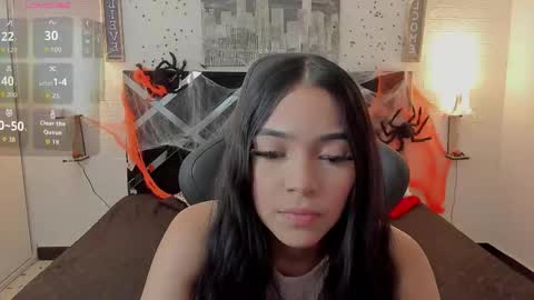 Snapshot of iamcharlotte19 chatting on 10/27/25, 08:02 Charlotte online show from 10/27/25, 08:02