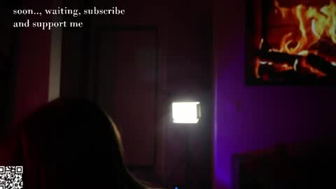 Snapshot of iamclaire_ chatting on 04/26/26, 10:51 Claire online show from 04/26/26, 10:51