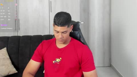 Dylan  independent model  online show from 10/12/25, 07:35