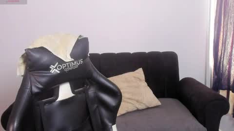 Dylan  independent model  online show from 04/09/26, 04:23