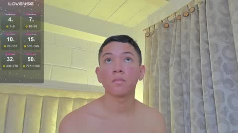 Juliiiiian online show from 02/04/25, 01:59