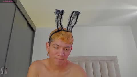 Juliiiiian online show from 11/18/25, 12:20