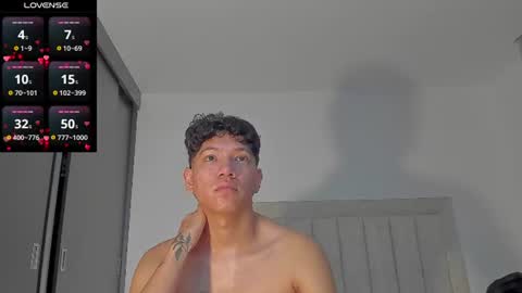 Snapshot of iamjulian_ chatting on 07/19/26, 11:03 Juliiiiian online show from 07/19/26, 11:03