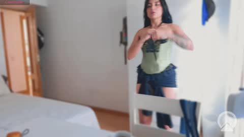 Julieta online show from 06/08/26, 04:40