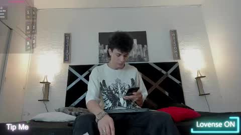 Mariano online show from 11/13/25, 03:49