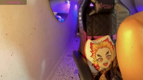 Nayuta online show from 09/08/25, 09:47