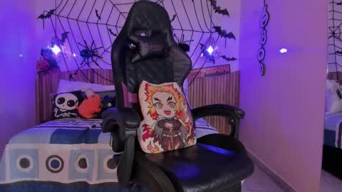 Nayuta online show from 10/17/25, 08:11