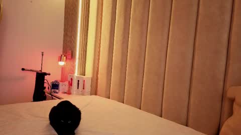 Nyxy online show from 04/04/26, 11:29