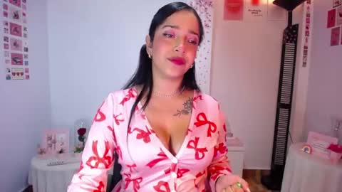 Camila online show from 07/20/26, 05:44