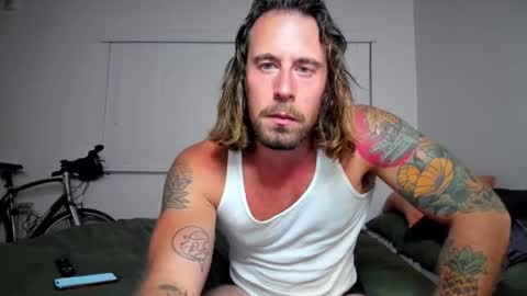 Iamtarzan91 online show from 12/17/25, 02:39