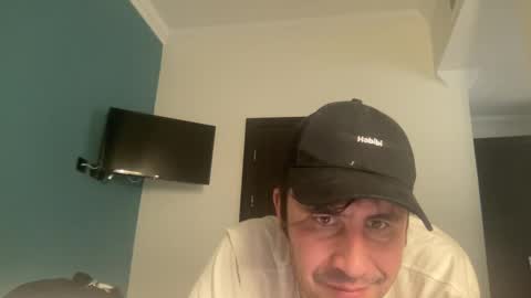 Snapshot of iamtheparty200 chatting on 01/30/25, 08:42 iamtheparty200 online show from 01/30/25, 08:42