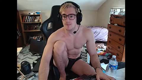 iamtommyparker online show from 12/04/25, 03:21