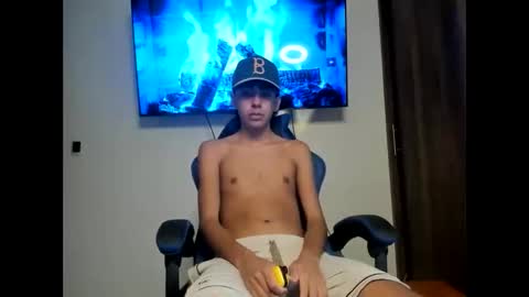 ian_andrey online show from 04/21/26, 03:57