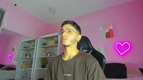 IAN CASTILLO online show from 02/24/25, 11:10