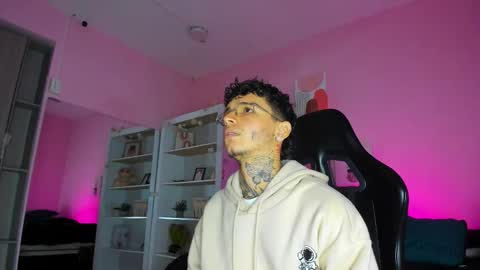 IAN CASTILLO online show from 11/22/25, 11:20