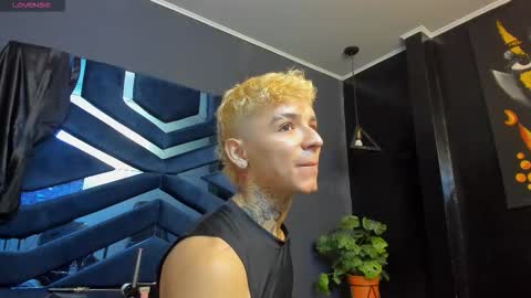 IAN CASTILLO online show from 01/19/26, 11:14