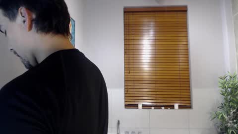 Ian Davis online show from 02/11/25, 07:48