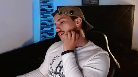 Ian Davis online show from 03/24/26, 01:21