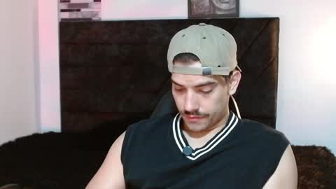 Ian Davis online show from 03/26/26, 02:28