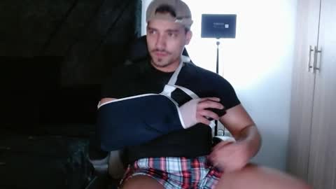 Ian Davis online show from 04/21/26, 01:53