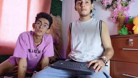 Snapshot of ian_hunter01 chatting on 02/20/26, 01:00 IAN HUNTER online show from 02/20/26, 01:00