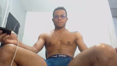 ian_tuner online show from 09/17/25, 01:40