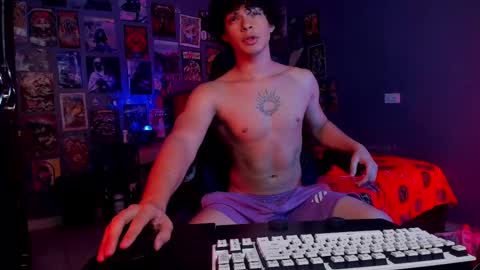 Andres online show from 02/18/25, 07:19