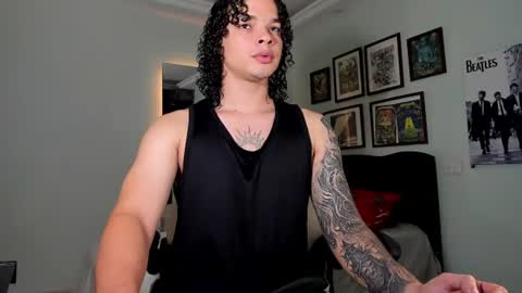 Snapshot of ian_versace chatting on 07/13/26, 02:58 Andres online show from 07/13/26, 02:58