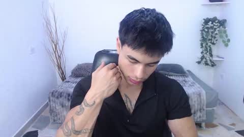 Snapshot of ian_west chatting on 02/13/26, 11:50 Ian online show from 02/13/26, 11:50