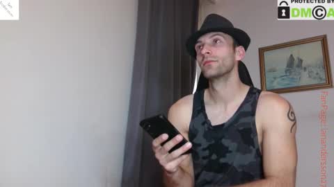 Ian Andersson online show from 10/31/25, 06:25