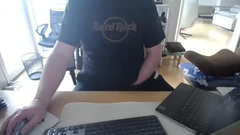 iandy12 online show from 02/24/25, 07:33