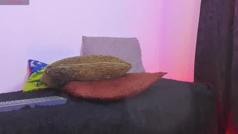 Ian Lark online show from 04/14/26, 06:03