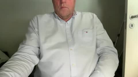 iaws61 online show from 12/18/25, 01:39