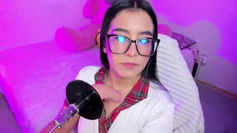 Ibbie Bennett online show from 02/17/26, 03:47